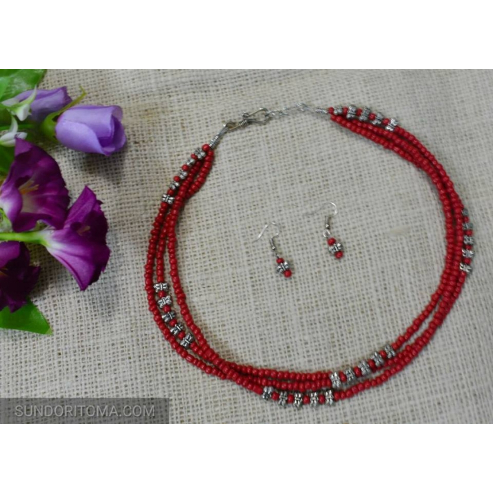 Necklace image