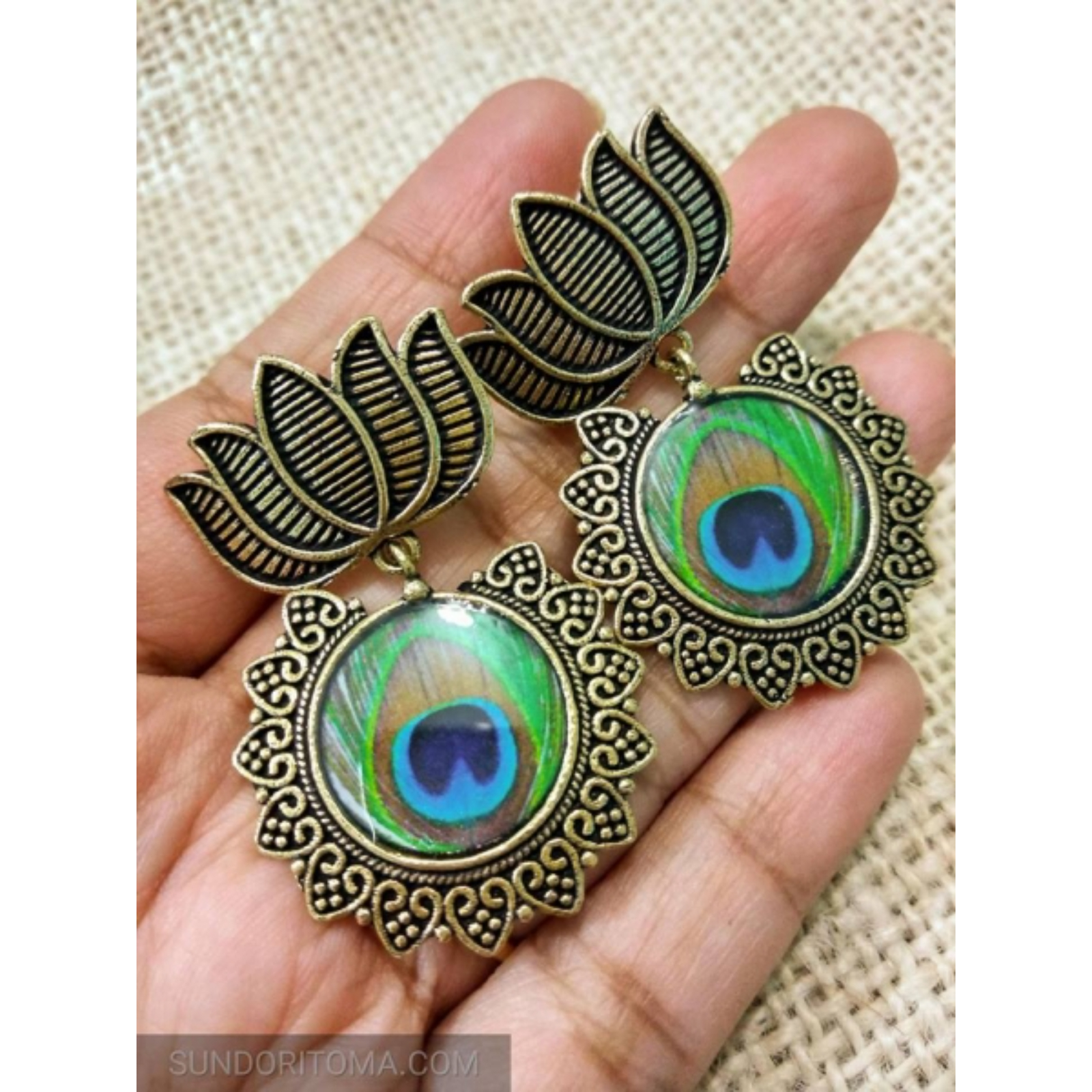 Earring image