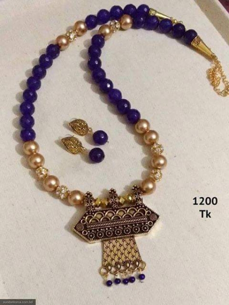 Necklace image