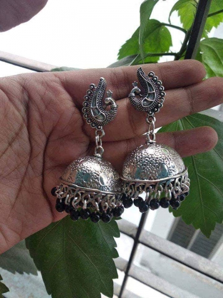 Earring image