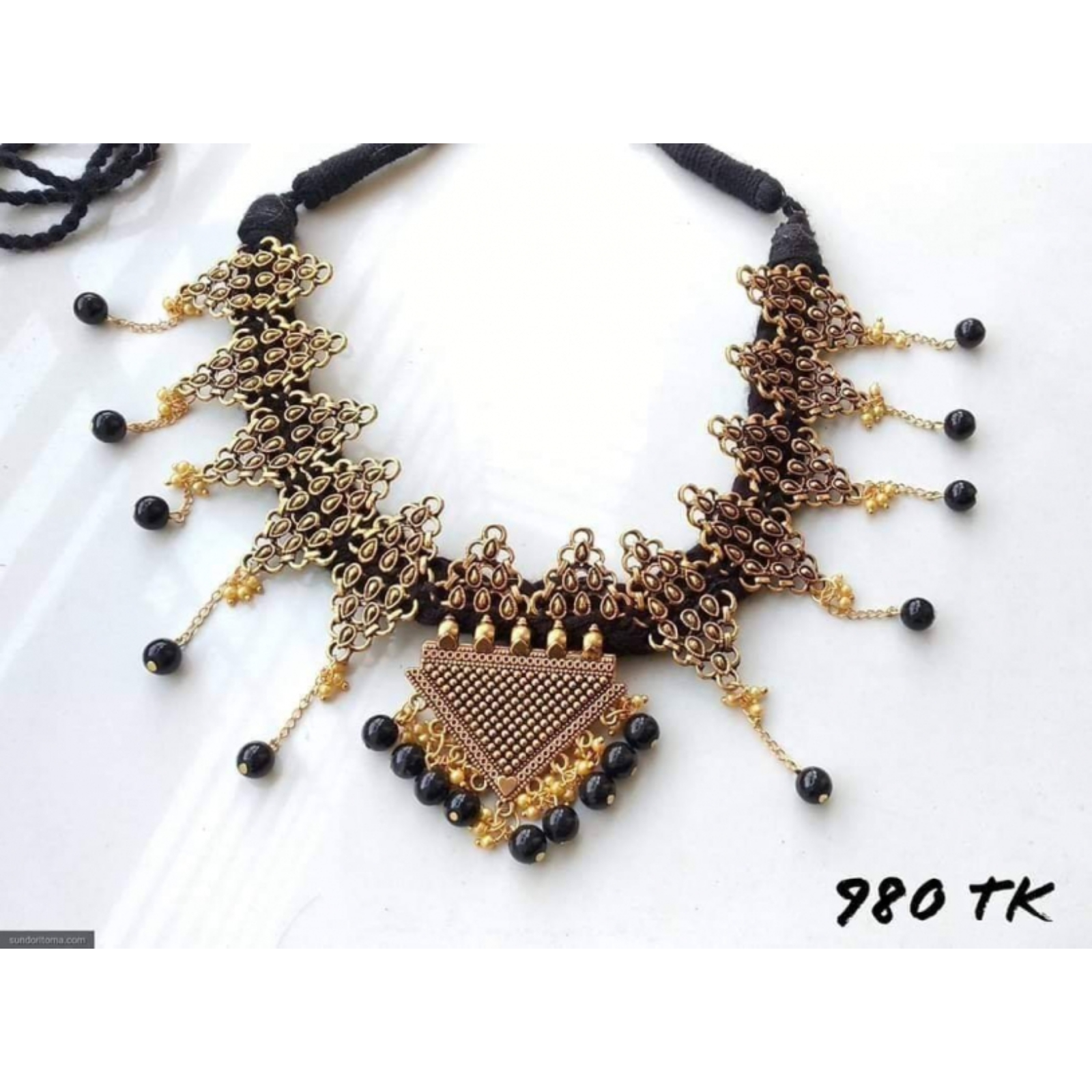 Necklace image