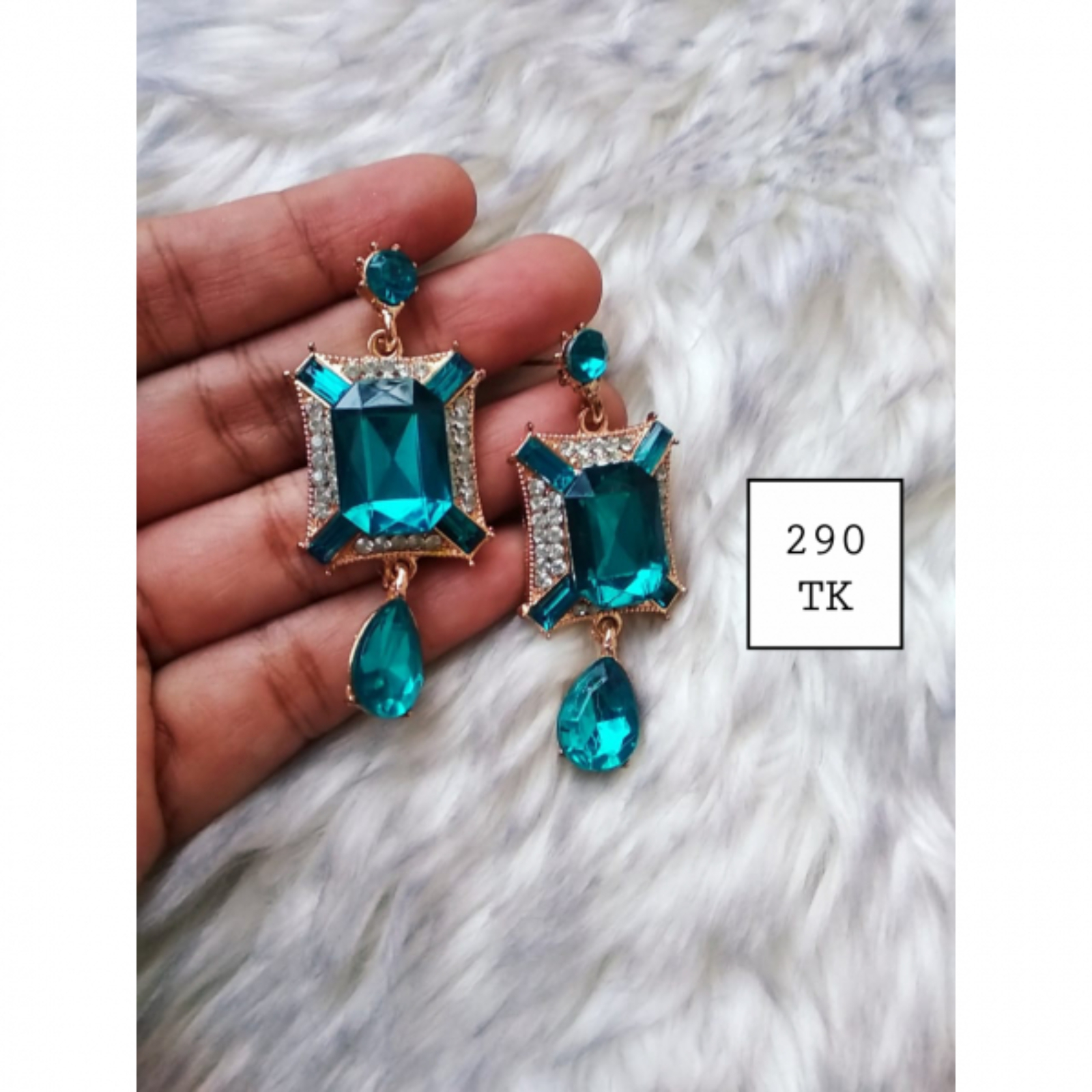 Earring image