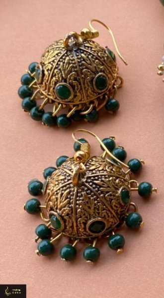 Earring image