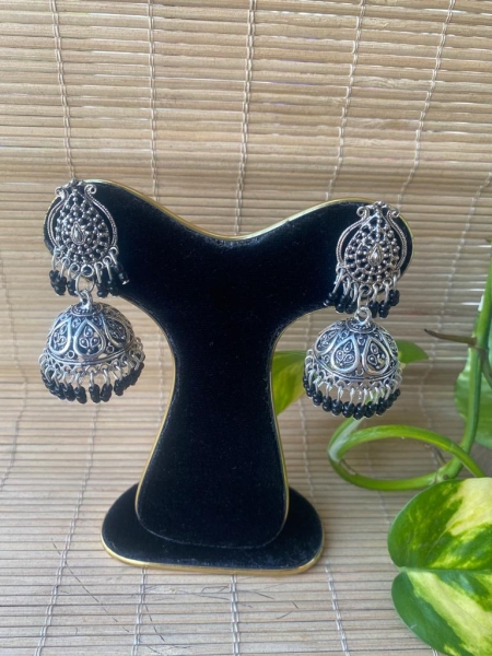 Earring image