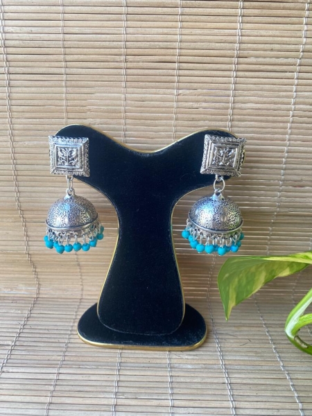 Earring image