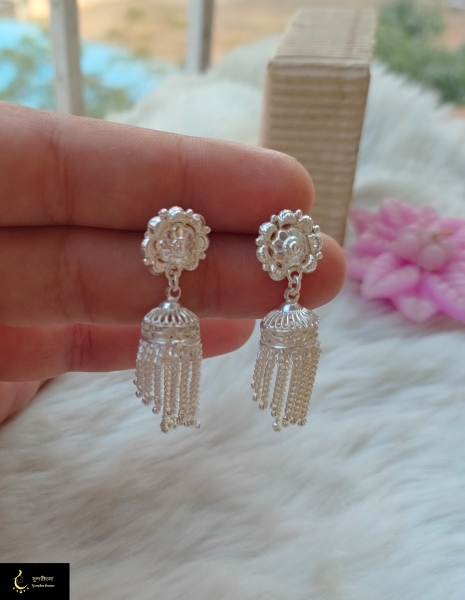 Earring image